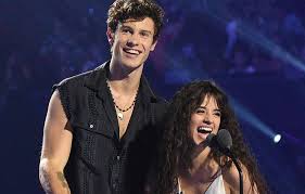 Shawn Mendes And Camila Cabello Heat Up The Stage At The 2019 Mtv Video Music Awards Mtv Mtv Videos Video Music Awards