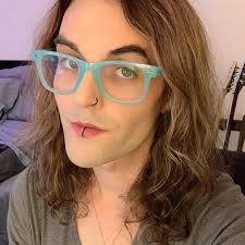 Karen Reid, Editor in Toronto, ON, Canada