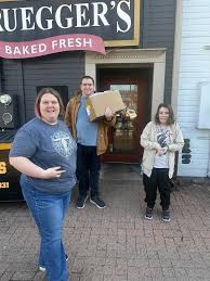 Please join us in wishing our wonderful volunteer, Laura Plum Halleman, the  happiest of birthdays!! Thank you for all you have done for our LFP  Laura!!! 🙏🏻❤️