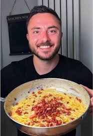 Maxpro Kocht Carbonara