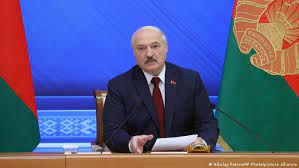 Лукашенко був молодим і перспективним політиком, а його критичні виступи й завзята боротьба з корупцією допомогли йому здобути популярність серед народу виправити стиль.його передвиборчий штаб: Hp5m2tmqmjeiim