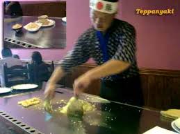 Hace 2 años dejé una reseña sobre la gran experiencia que había vivido en shuwa shuwa, con su amplia selección de sake, cocina tradicional y cursos/actividades en torno al sake y cultura japonesa que organiza mayu. El Teppanyaki Cocina A La Plancha Japonesa Pepekitchen