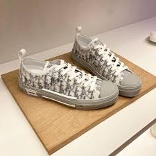 Buy & sell your footwear using the ultimate marketplace available on android and ios. Pin On Dior