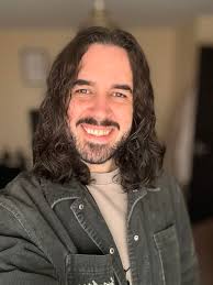 It's Friday and my new song “Carry The Weight” is out now! 🥳