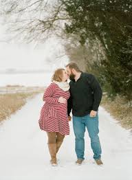 Maybe you would like to learn more about one of these? What To Wear For A Winter Maternity Photo Session Nashville Maternity Photographers Nashville Family Photographers Jenna Henderson Baby Family Portraits