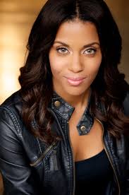 Tia Robinson's Instagram, Twitter & Facebook