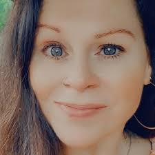 Eileen Wolf (@blissbecomesyou) • Threads, Say more