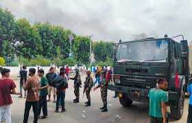 નેપાળમાં ફસાયેલા ભાવનગરના ૪૩ પ્રવાસીઓ ભારતની બોર્ડર પર પહોંચી જતા હાશકારો