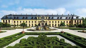 Debasis sadhukhan (02.08.2017 16:32) it's very close to the leibniz university of hannover. Messe Hannover Das H4 Hotel Im Herzen Der Stadt