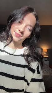 Miranda Manson's Instagram, Twitter & Facebook