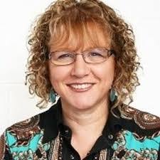 Juliet Collins's Instagram, Twitter & Facebook