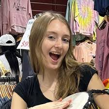 Greyson Brown's Instagram, Twitter & Facebook