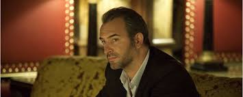 Born 19 june 1972) is a french actor and comedian. Aufregender Teaser Zu Mobius Im Inception Stil Mit Jean Dujardin Und Tim Roth Kino News Filmstarts De