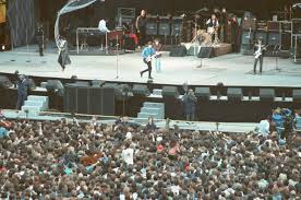 Amazing, soldout hampden park, 80.000 fans sining one, their anthem !!! Gallery Rolling Stones Rock It For Glasgow Audience Daily Record