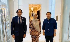 Science, tech, innovation & vaccines minister. Kj Muat Naik Gambar Bertemu Izzah Rafizi Suara Merdeka
