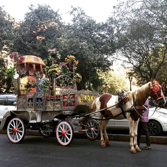 Horse Carriage in Bombay India