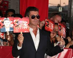 Louis walsh simon cowell dermot o'leary sharon osbourne peter dickson. Simon Cowell Das Vermogen Des Film Und Tv Produzenten 2021 Simon Cowell Musik Star Wars