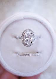 Oval Diamond Halo Engagement Ring With Matching Wedding Band Elegant Wedding Rings Wedding Rings Oval Matching Wedding Rings