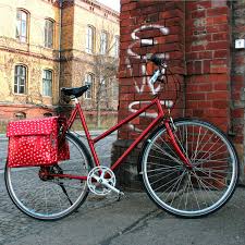Fahrradtaschen Aus Wachstuch Im Retrolook Www Ikuri Taschen De Radtasche Fahrradtasche Packtaschen