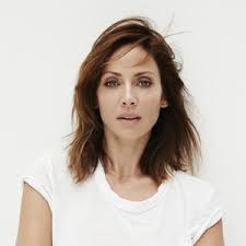 She made her breakthrough in 1997 with a in addition to being a singer, imbruglia is also an actress and debuted in 1992 in the tv drama series 'neighbours', where she remained as a regular character. Natalie Imbruglia Tour Announcements 2021 2022 Notifications Dates Concerts Tickets Songkick