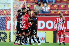 Gracias a chile, uruguay juega el repechaje, tituló el país, que calificó el encuentro como pésimo y se lamentó de la expulsión de martín cáceres durante el segundo tiempo, en la jugada previa al tanto argentino. Tendran Chivas Y Atlas Distintos Panoramas En Repechaje