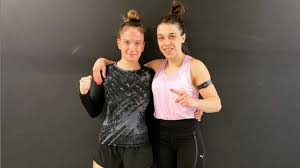 Jay anderson/cageside press a battle of former women's strawweight title challengers has been announced for ufc 265. Joanna Jedrzejczyk I Karolina Kowalkiewicz Na Wspolnym Treningu Jak Trenowac To Tylko Z Najlepszymi Polsat Sport