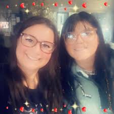 I'm going to a Lil Wayne concert tomorrow night, any other fans in here?  I'm about to make bracelets haha!