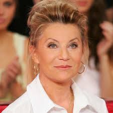 Jean castex inaugure son accord de relance. Sheila Instrumentalisee Par Jean Castex Pour Promouvoir Le Vaccin Astrazeneca La Chanteuse Folle De Rage Femme Actuelle Le Mag