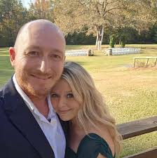 Where to buy fresh shrimp and crab legs for Christmas?