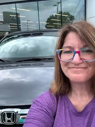 Tell me what mom car you use and what you recommend?? I only have one baby  but a mini van sounds lovely. I'm stuck between a suv and a mini van.  (Picture