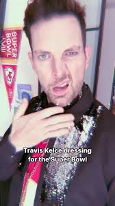Travis Kelce dressing for the Super Bowl 🎩😂