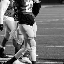 Caesare Giles' Heritage High School Bio