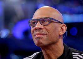 Kareem Abdul-Jabbar undergoes quadruple coronary bypass surgery