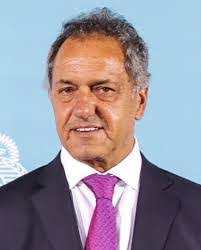 Daniel Scioli's Instagram, Twitter & Facebook