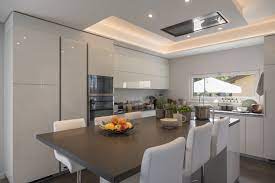 Una Cucina Con Vista Arredo Interni Cucina Cucine Arredamento Casa