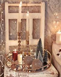 Mit passender weihnachtsdeko setzen sie individuelle akzente und sorgen für weihnachtliche stimmung. Zauberhafte Weihnachtsdeko Fur Ein Behagliches Zuhause Deko Wohnung Weihnachten Schaufensterdekoration Weihnachten Weihnachtsdeko Fur Drinnen