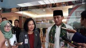 Pada april 1995, gubernur soerjadi soedirdja membentuk ump saumaja (sistem angkutan umum massal jakarta) yang bertugas menyusun basic design, termasuk studi kelayakan dan studi pendahuluan proyek saumaja, dan dilanjutkan dengan pencarian investor untuk pendanaan. Pesan Mantan Gubernur Soerjadi Soedirdja Untuk Sandiaga