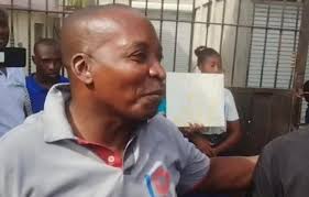 Youn nan frè M. Albert Joseph ki as4sine a Mande liberasyon pou pastè Moïse  prese prese kap boule pr!zon nan vil fòlibète a.