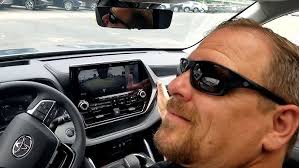 Enabling or disabling slow speed birds eye view auto feature