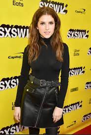 I have a bit of a love/hate relationship with her choppy bangs. She Is So Hot Annakendrick