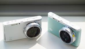Kini kamera mirrorless sudah menjadi bagian dari gaya hidup. 7 Kamera Mirrorless Berkualitas Harga Kurang Dari Rp 6 Juta
