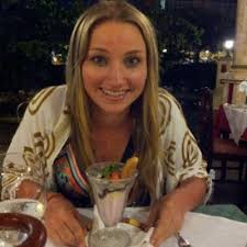 Beth duke (@zeepzeepow)