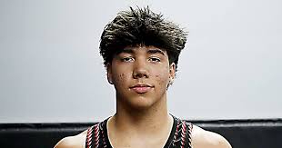 Felten's win leads Newton boys to fifth at Pella Dutch Coed Relays