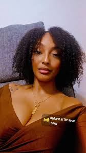 𝐒𝐃𝐎𝐓 𝐋𝐄𝐄 (@ladysdotlee) • Instagram photos and videos