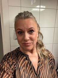 🥰 Jackie and Hedvig! So fancy with their lovely hair 😂😍 🤍🧡🤎  #swedishpiggymafia #sweden #guineapig