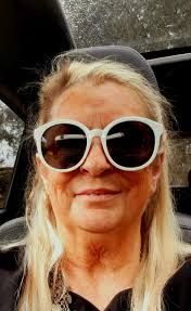 Geday My name is Lynne Senior and I'm loving seeing all your creative  clothing and hand made items. Inspiring!! As a teenager I was happily,  crazy hippy then came "being in business!"