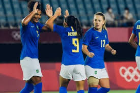 A i grande guerra criou o fenómeno da popularidade do futebol feminino. 1cpgj17xdv65zm