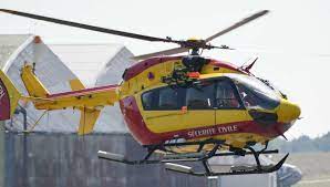 Un peu après 2 heures ce matin. Photos Intemperies Trois Morts Dans Le Crash D Un Helicoptere De La Securite Civile Pres De Marseille