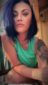 Veronica Kirkendall's Instagram, Twitter & Facebook