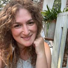 Can anyone tell me if there is a restaurant with dog friendly patio?